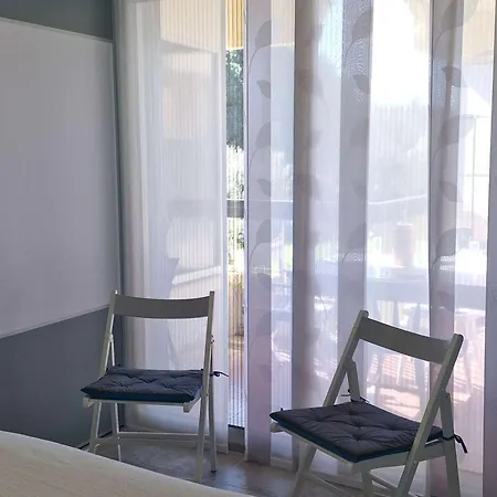 Le Lavandou, 3 Pieces, 4 Personnes - Fr-1-713-156 Apartment Le Lavandou